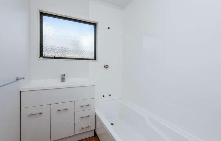 2/95 Russell Street Stepneyville_7