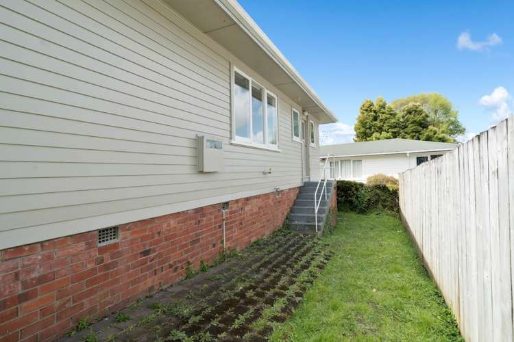 38 Lyttelton Avenue Forrest Hill_15
