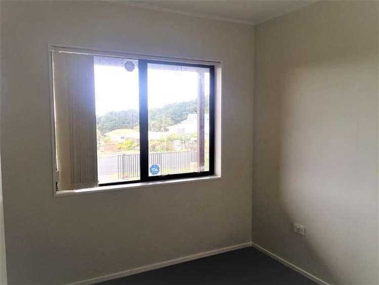 99 Eugenia Rise Totara Heights_10