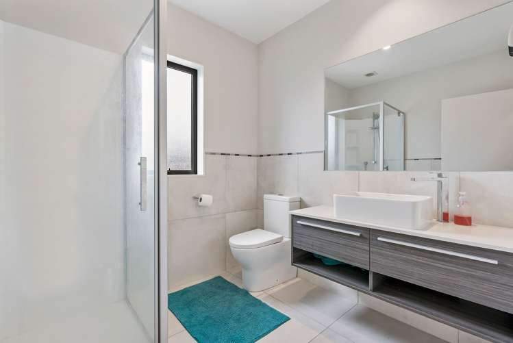 43 Andalusian Way Karaka_19