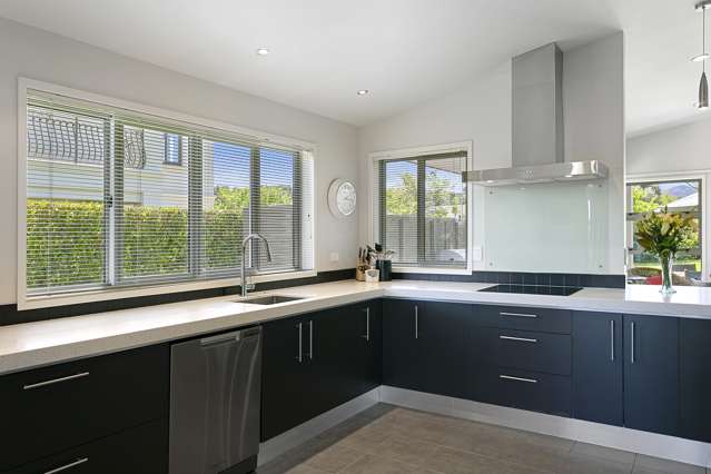 8 Pukeko Way Kinloch_4