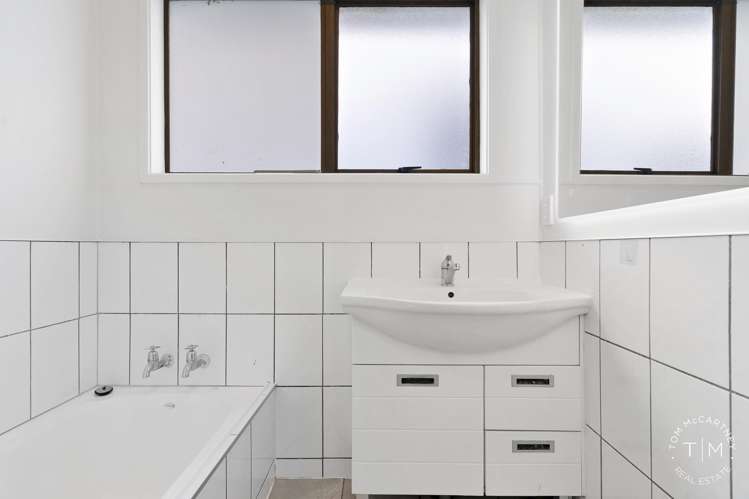 12 Desmond Place_4