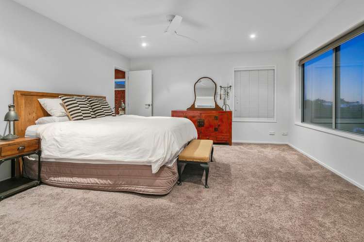 58a Peter Terrace Castor Bay_23