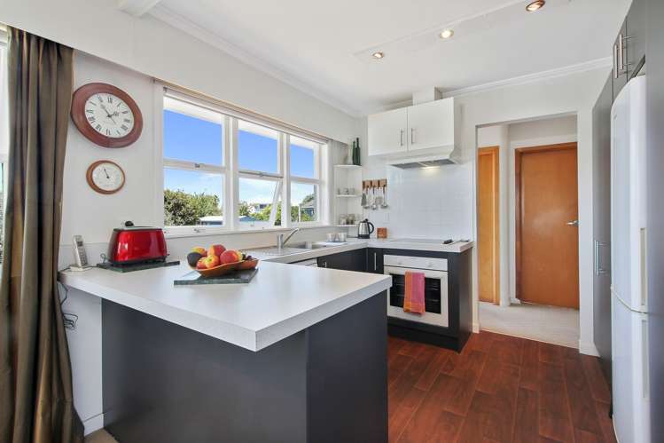 11 Abbotleigh Avenue Te Atatu Peninsula_7