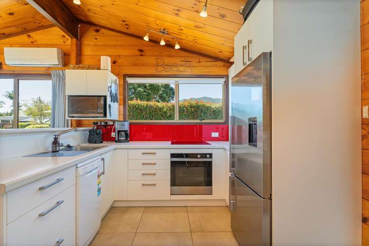 23 Pitkethley Circle Pauanui_18