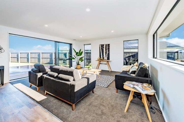 34 Halpin Drive Lincoln_10