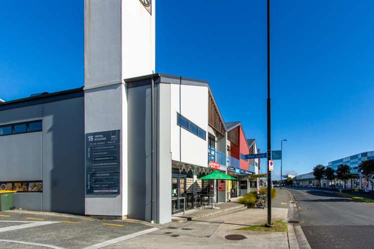 Office 2/15 Central Boulevard Silverdale_11
