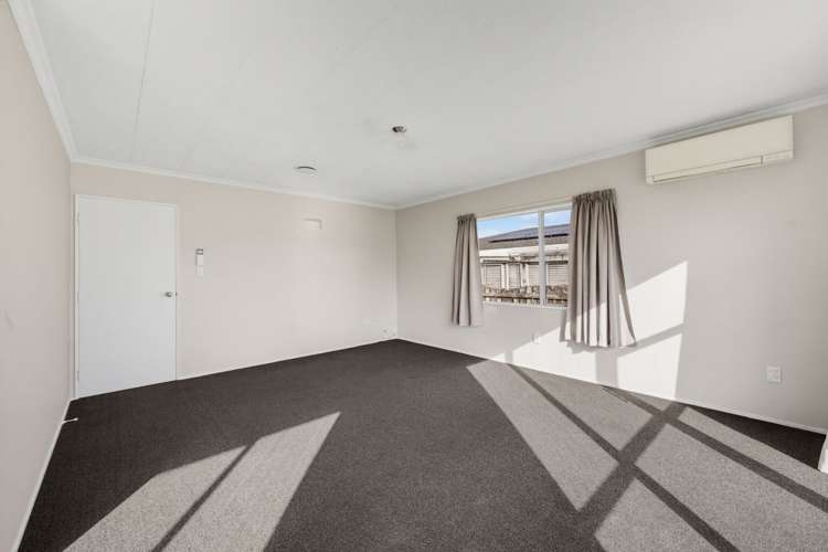27A Tiverton Crescent Whalers Gate_5