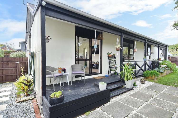 2/39 Randolph Street Woolston_13