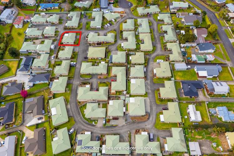 41/8 Village Place Tuakau_10