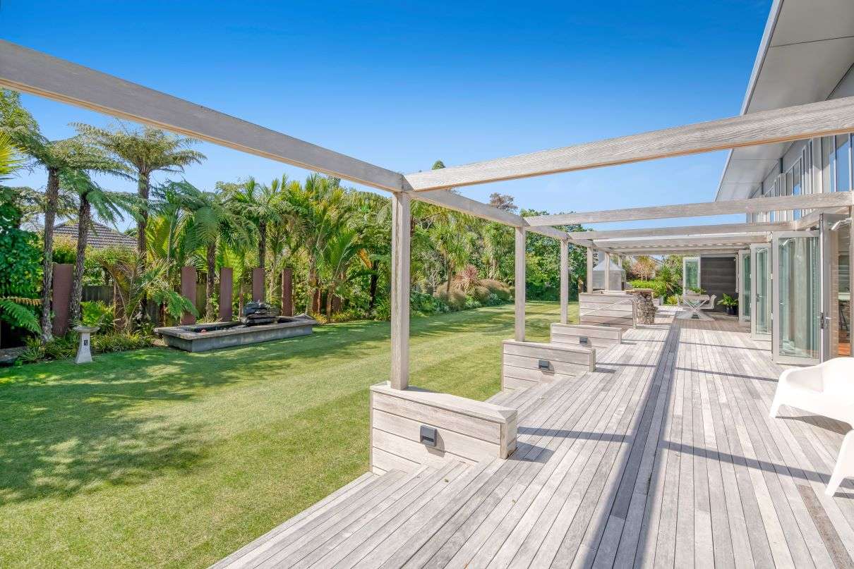 13 Glengarry Avenue in Manly, Rodney