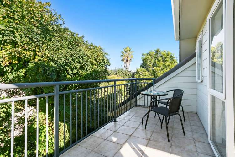 64a Rockfield Road Penrose_13