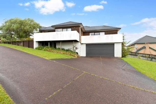 Spacious Family Home in Unsworth Heights