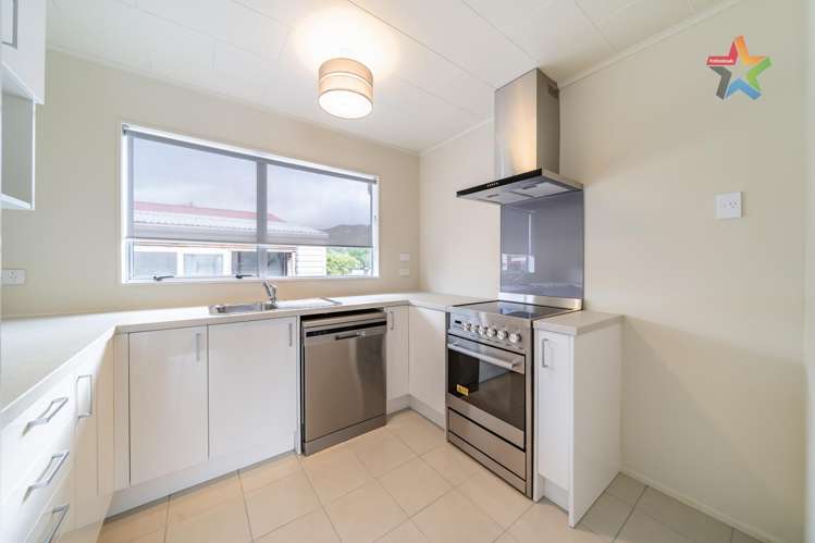 1/293 Wellington Road Wainuiomata_10