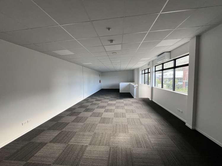 1/5 School Road Kaiwharawhara_3