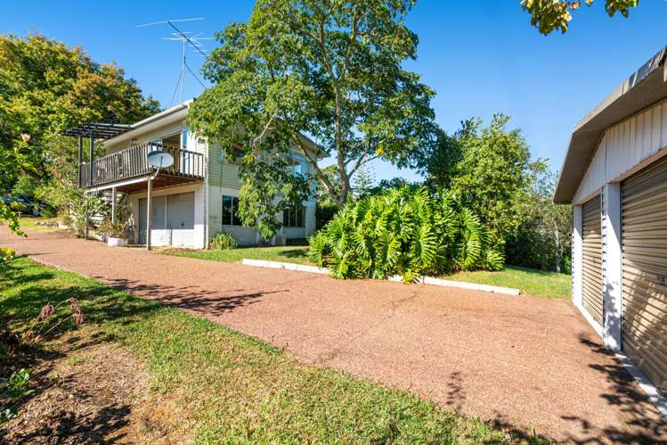 16 Pohutukawa Avenue Red Beach_19