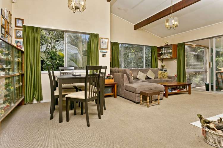 38 Castleton Street Birkdale_6