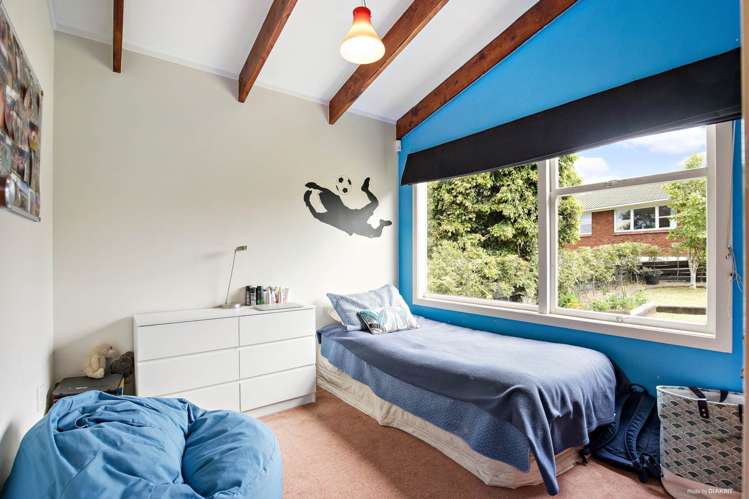 77 Willerton Avenue New Lynn_10