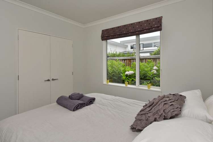 17 Springbrook Lane Northwood_20