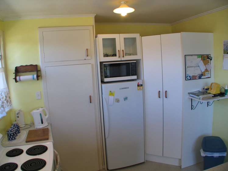 16 Freestone Place Manapouri_2