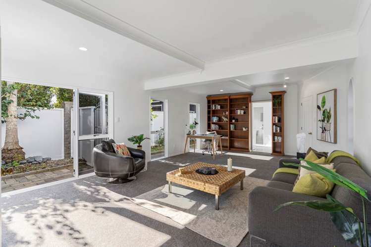 8 Motuora Road Manly_12