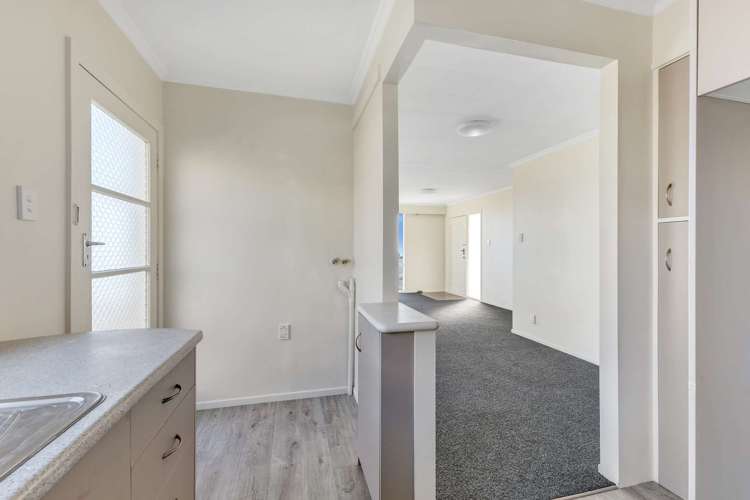 3/12 South Road_5