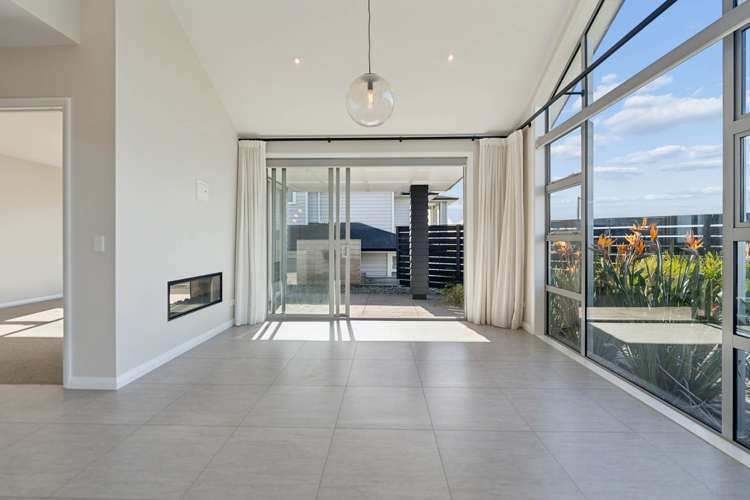 2 Colonial Drive Millwater_11