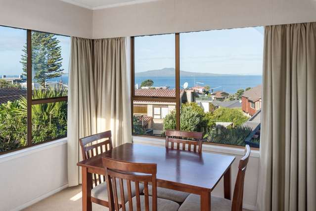 1/4 Marama Street Castor Bay_3