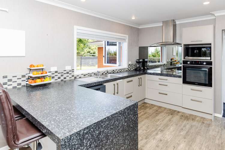 12 Raynes Road Rukuhia_13