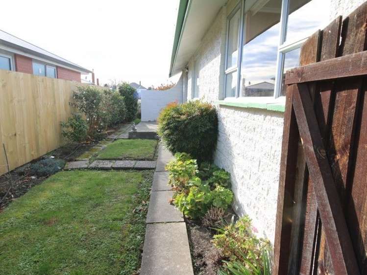 1/42 Short Street Ashburton_14
