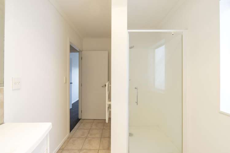 46B York Street Hamilton East_12