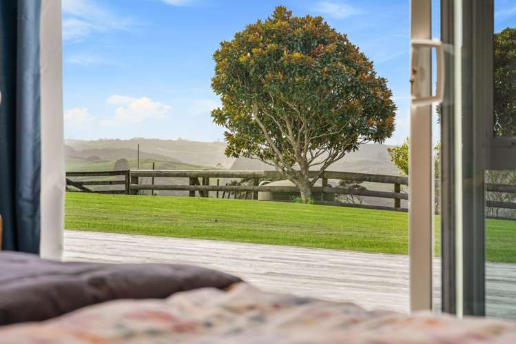 1382 Old North Road Helensville_44