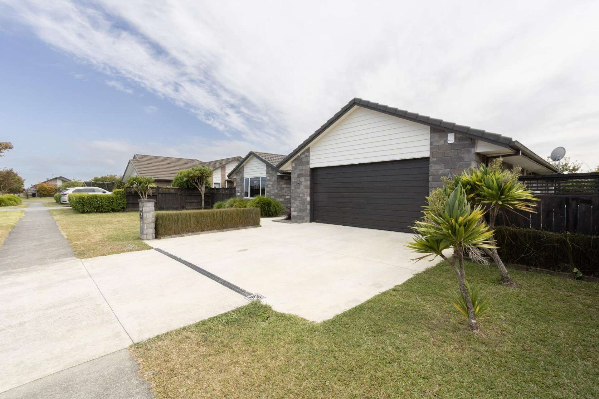 3 McKinnon Street 11373_0