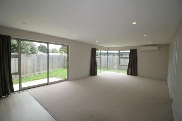 24 Eric Adam Way Linwood_1