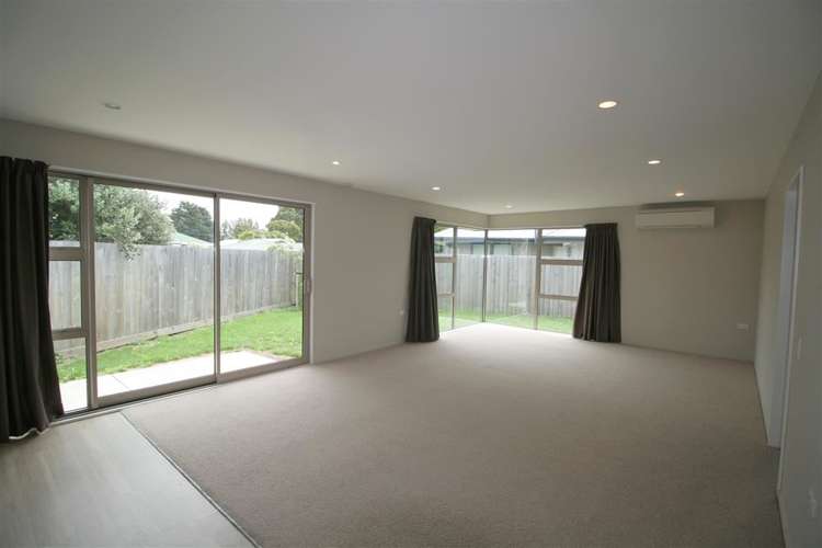 24 Eric Adam Way Linwood_1