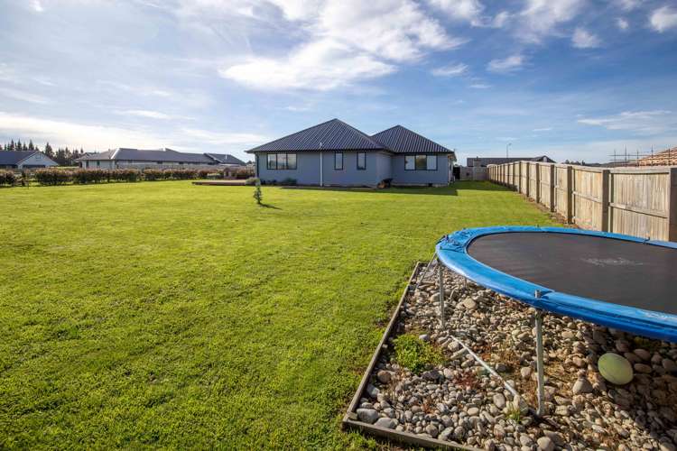 13 Silver Peaks Drive West Melton_17