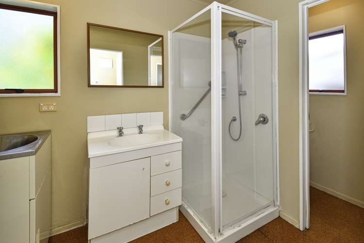 17 Matapouri Road Mangere Bridge_6