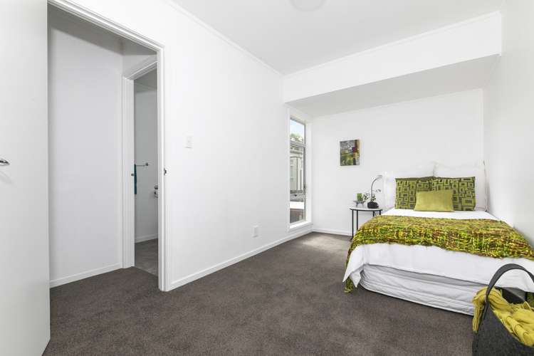 8/20 Spring Street Onehunga_10