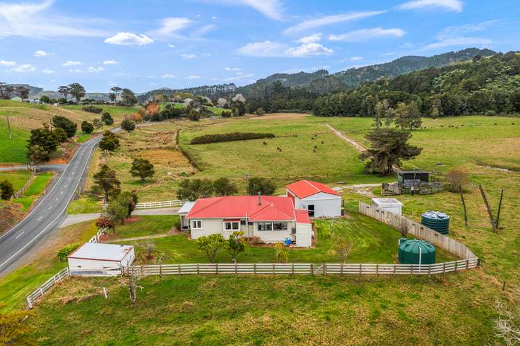 768 Kaipara Flats Road Kaipara Flats_16