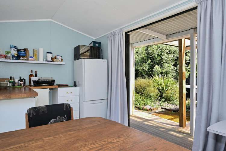 45 Fortescue Street Māhia_7