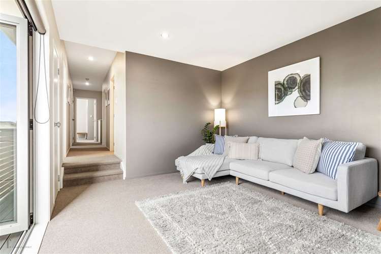 76 Buckley Avenue Hobsonville_10