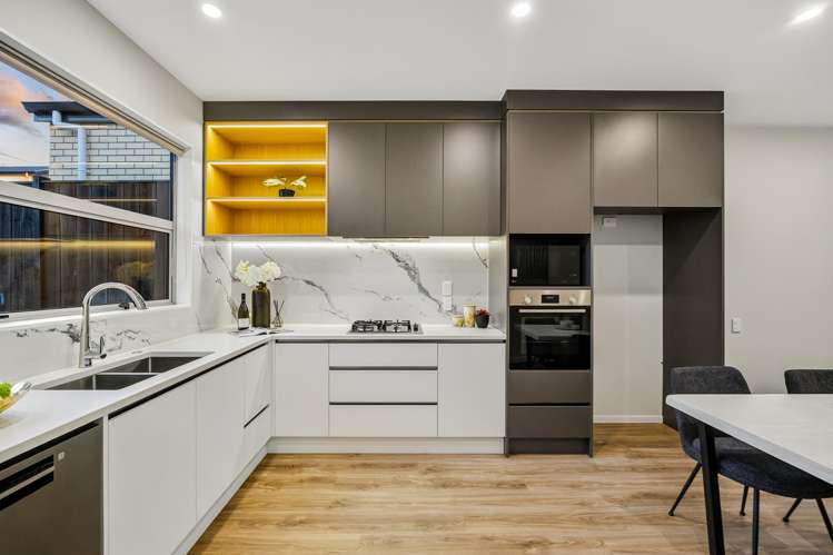 37 Puwha Street Massey_2