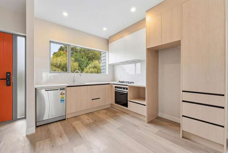 4 & 6 Te Taiheke Road Papakura_5