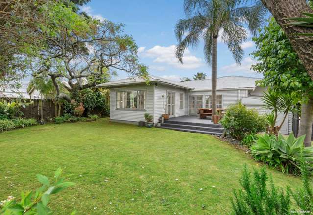 16 Grande Vue Road Papatoetoe_1