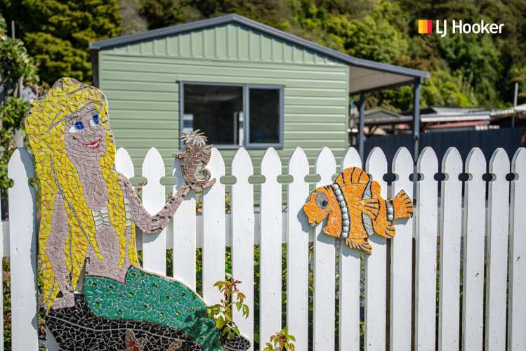 37 Riverside Road Taieri Mouth_21