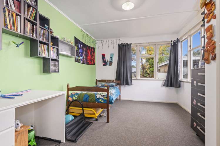 2 Hinton Place Roslyn_8