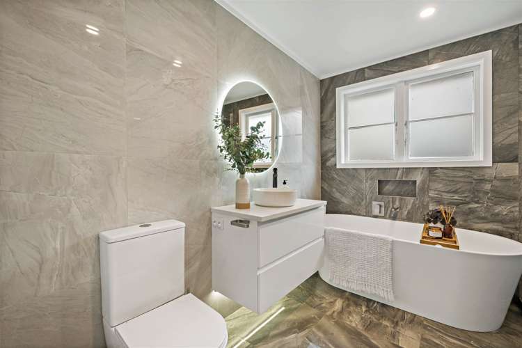 15 Waione Avenue Te Atatu Peninsula_13