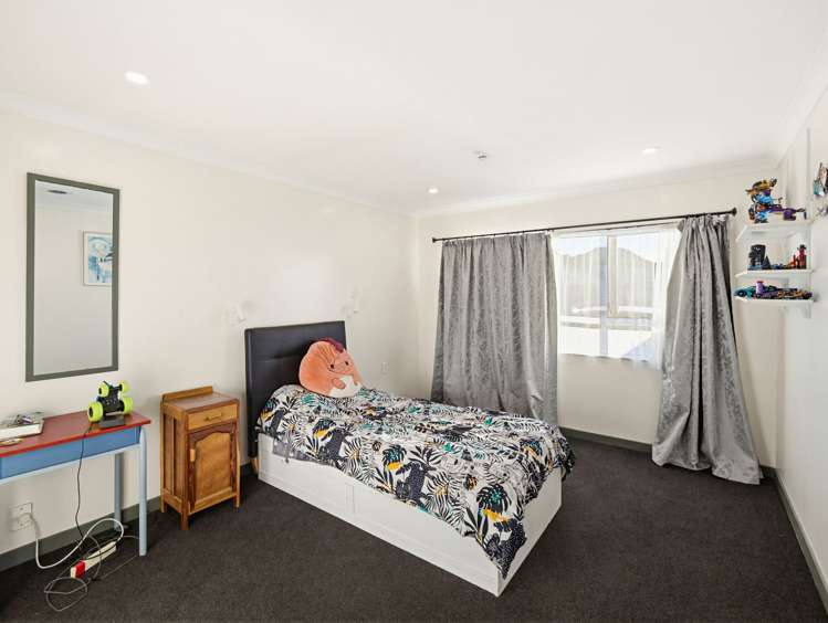 77 Avondale Road Taradale_11