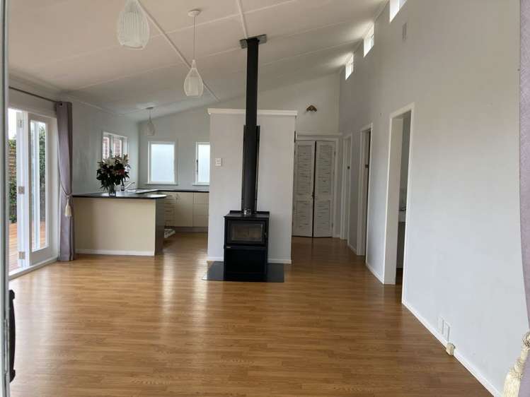 18 Kent Terrace Riverhead Rodney Houses for Rent One Roof