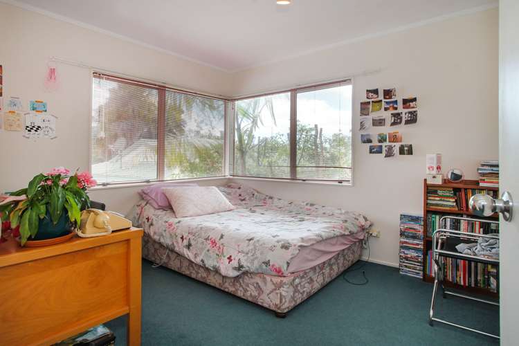 13 Dee Place Torbay_11